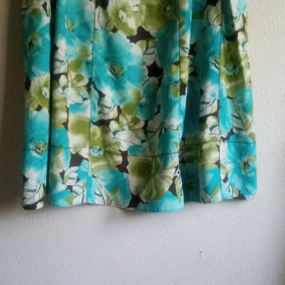 Requirements A-line Skirt - Picture 4 of 5